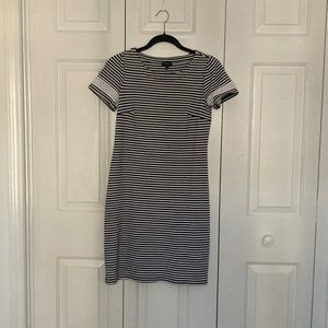 Talbots T-Shirt Dress - B&W Stripe - Size Petite